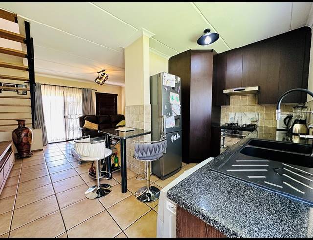 3 BEDROOM HOUSE FOR SALE IN ALBERTSDAL